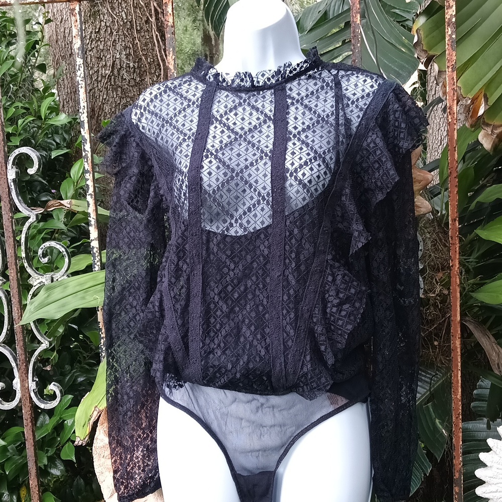 Free people beautiful black thong bodysuit blouse XS